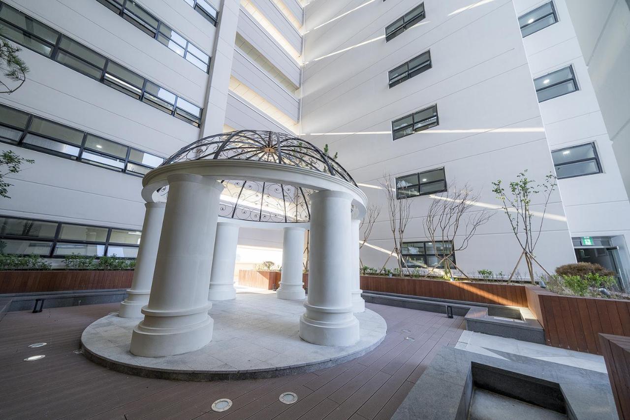 Gangneung Chonpines Ocean Suites Hotel المظهر الخارجي الصورة