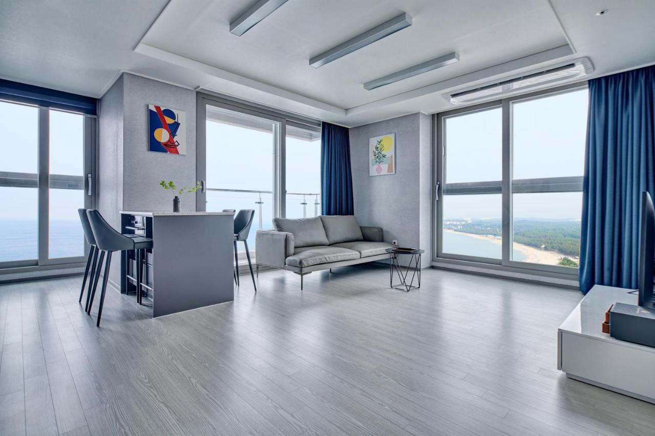 Gangneung Chonpines Ocean Suites Hotel المظهر الخارجي الصورة