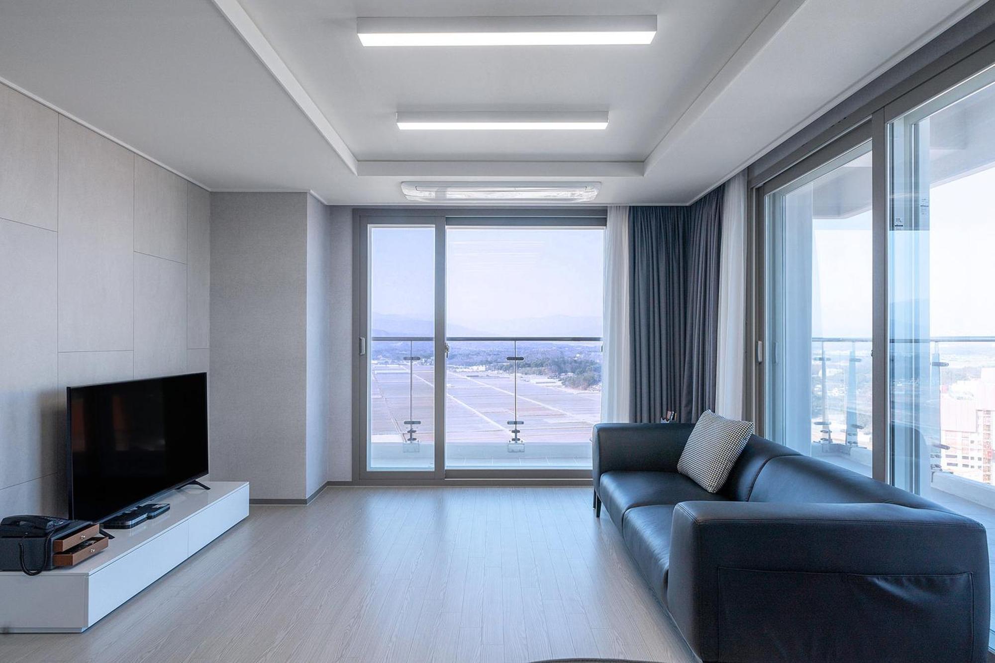 Gangneung Chonpines Ocean Suites Hotel المظهر الخارجي الصورة