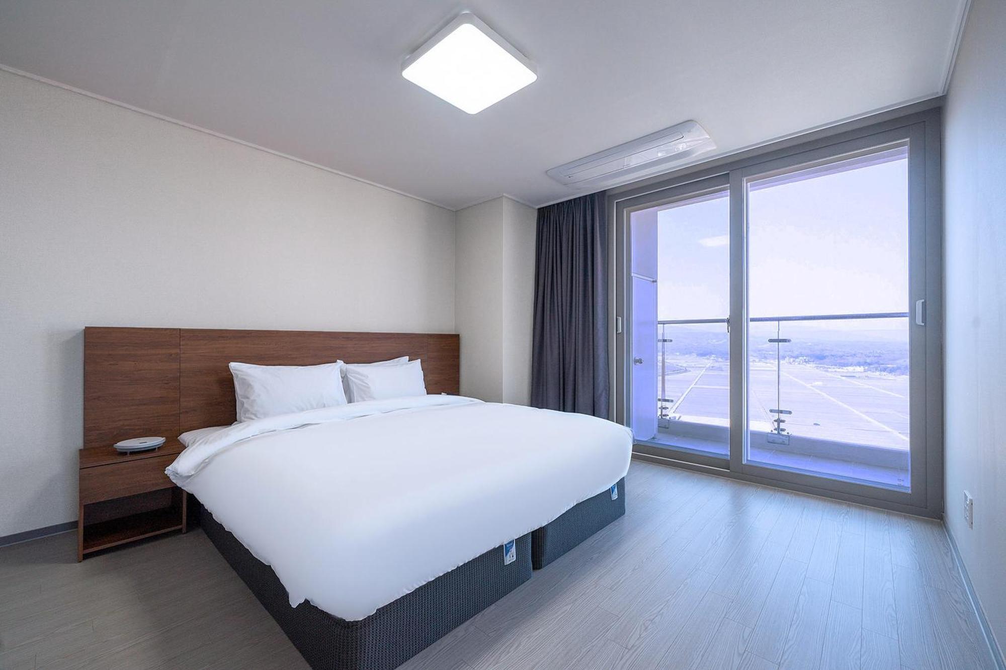 Gangneung Chonpines Ocean Suites Hotel المظهر الخارجي الصورة