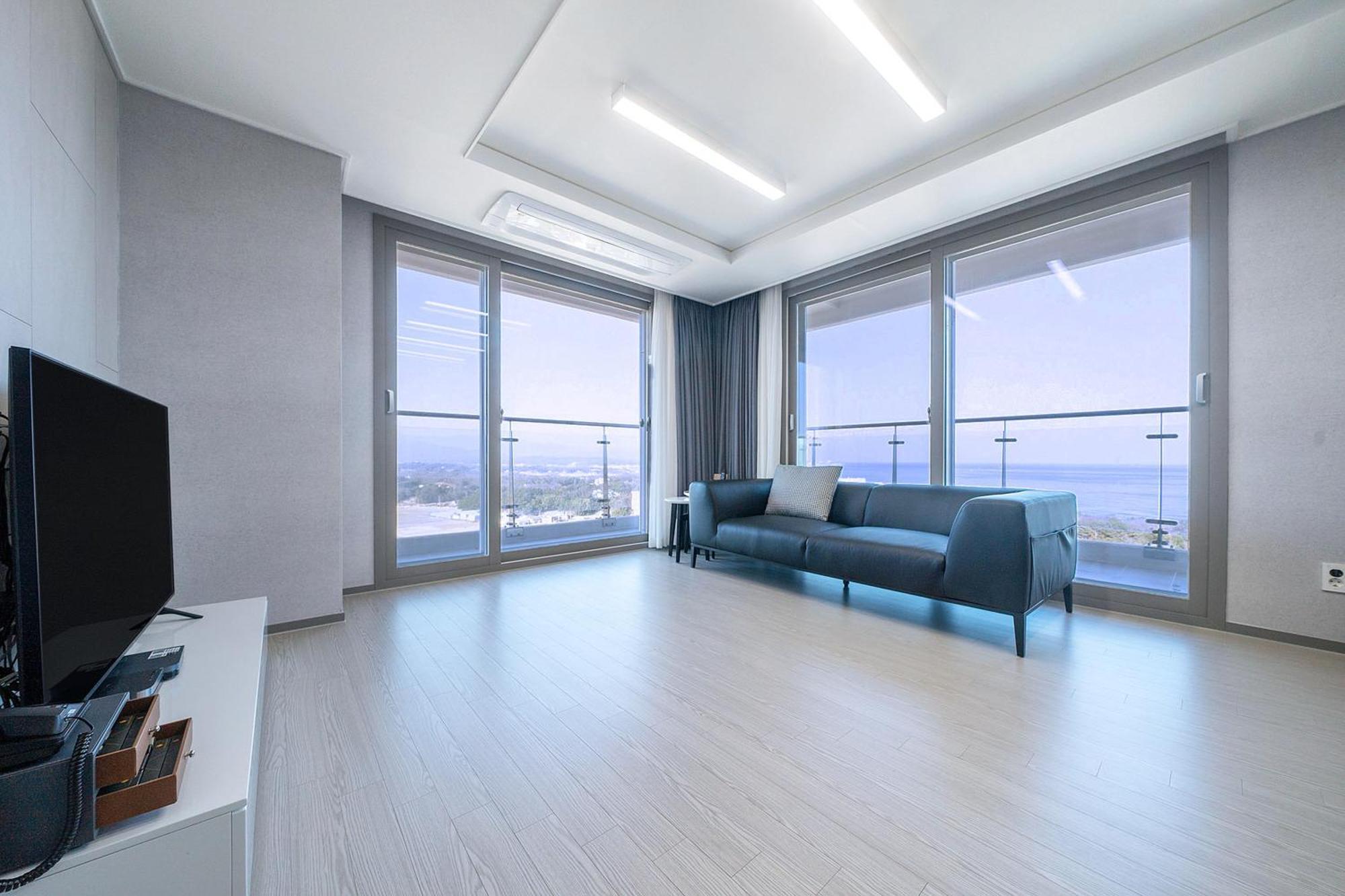 Gangneung Chonpines Ocean Suites Hotel المظهر الخارجي الصورة